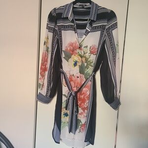 Fashion Nova Floral Shirtdress Ladies Medium